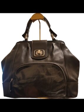 Fossil Classic Black Leather Tote Bag with Front Pocket